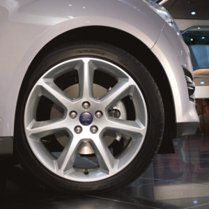 Platišče iz lahke zlitine 18" s 7 kraki, srebrne barve